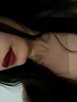 yaraline online show from October 2025 08:39:02 PM