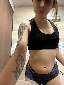 Snapshot of karla-thomsom10 chatting on November 2025 10:09:01 PM karla-thomsom10 online show from November 2025 10:09:01 PM