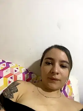 Snapshot of karla-thomsom10 chatting on November 2025 05:35:01 PM karla-thomsom10 online show from November 2025 05:35:01 PM