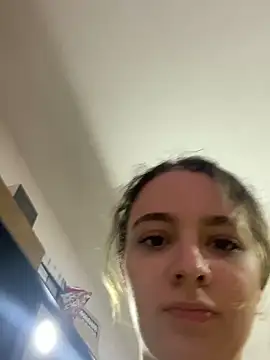 Snapshot of karla-thomsom10 chatting on December 2025 10:14:02 PM karla-thomsom10 online show from December 2025 10:14:02 PM