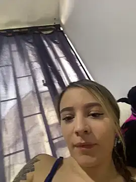 Snapshot of karla-thomsom10 chatting on October 2025 09:29:02 PM karla-thomsom10 online show from October 2025 09:29:02 PM