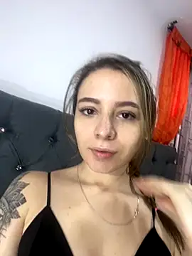 Snapshot of karla-thomsom10 chatting on September 2025 10:21:02 PM karla-thomsom10 online show from September 2025 10:21:02 PM