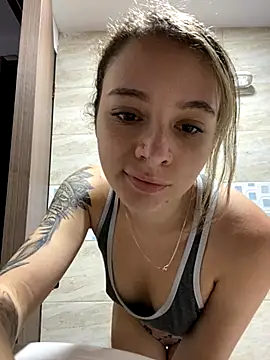 Snapshot of karla-thomsom10 chatting on September 2025 10:49:02 PM karla-thomsom10 online show from September 2025 10:49:02 PM