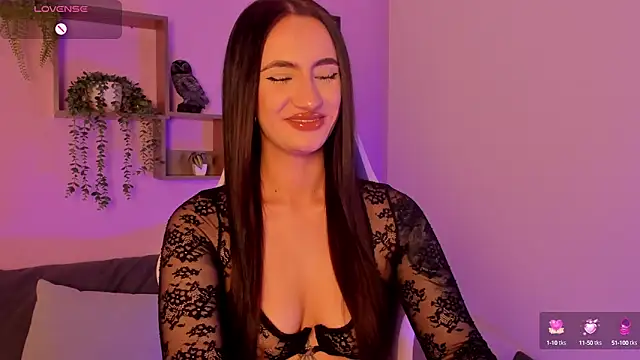  CELESTE MOORE online show from October 2025 09:18:02 PM