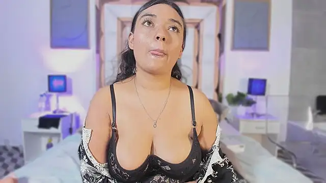 scarlet dh online show from December 2025 08:24:01 AM