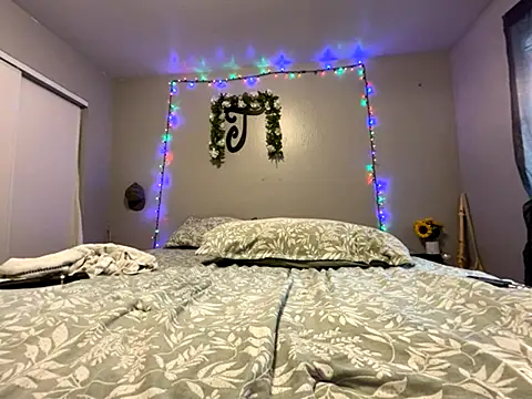 JizzyJazzunleashed online show from September 2025 12:06:01 AM