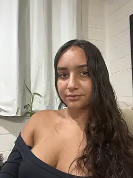 hannahhotwife online show from April 2026 01:11:02 AM