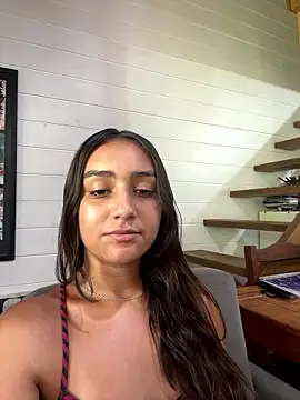 hannahhotwife online show from January 2026 06:03:02 PM