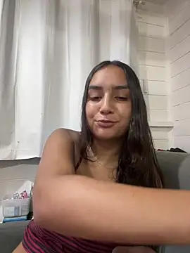 hannahhotwife online show from February 2026 09:12:02 PM