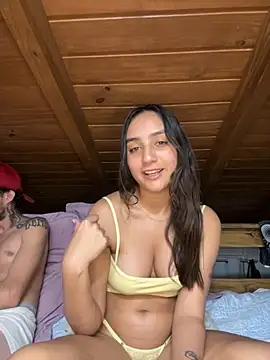 hannahhotwife online show from October 2025 12:49:02 AM