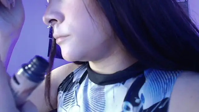 sakuramoss online show from October 2025 06:05:01 AM
