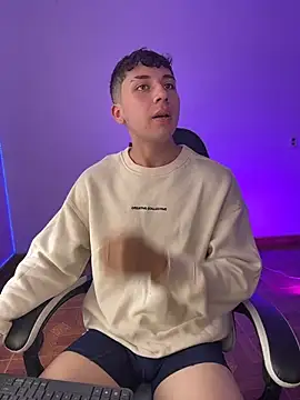 Casper   kyy online show from February 2026 07:33:02 PM