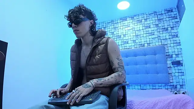 felix  star online show from September 2025 07:42:01 PM
