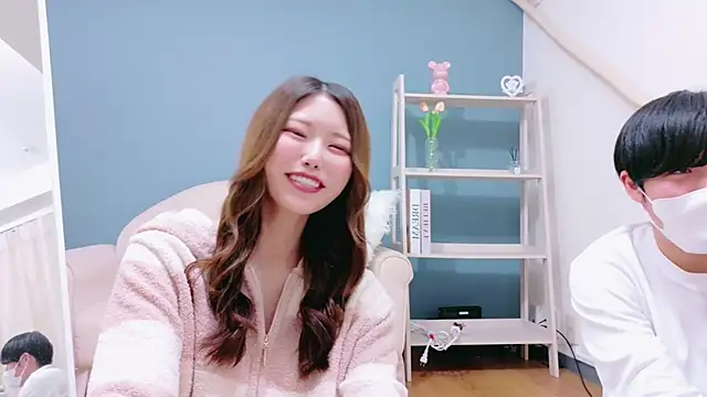 Reto-sama online show from November 2025 01:04:02 PM