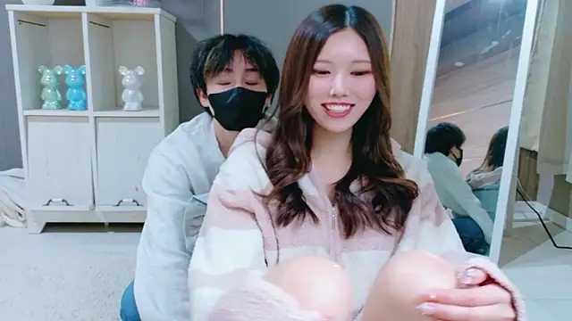 Reto-sama online show from November 2025 01:04:01 PM