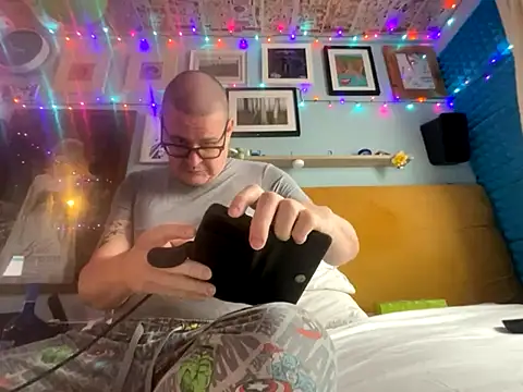 WriggleQuest online show from October 2025 08:46:02 AM