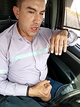 Snapshot of Blackaxes chatting on December 2025 06:13:02 PM Blackaxes online show from December 2025 06:13:02 PM