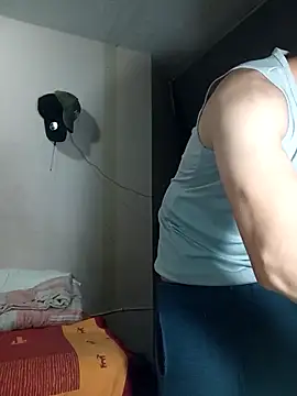 Snapshot of Blackaxes chatting on December 2025 04:50:01 AM Blackaxes online show from December 2025 04:50:01 AM