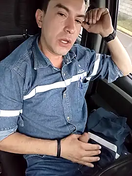 Snapshot of Blackaxes chatting on September 2025 10:05:01 PM Blackaxes online show from September 2025 10:05:01 PM