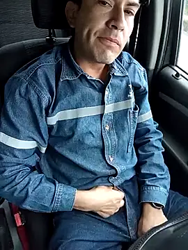 Snapshot of Blackaxes chatting on November 2025 09:29:02 PM Blackaxes online show from November 2025 09:29:02 PM