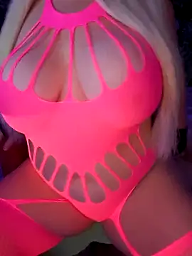 Snapshot of ThiccDreamDoll chatting on March 2026 03:41:02 AM ThiccDreamDoll online show from March 2026 03:41:02 AM