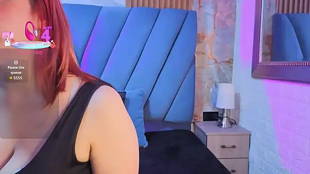 Snapshot of angel__red_ chatting on November 2025 02:59:02 AM angel red online show from November 2025 02:59:02 AM