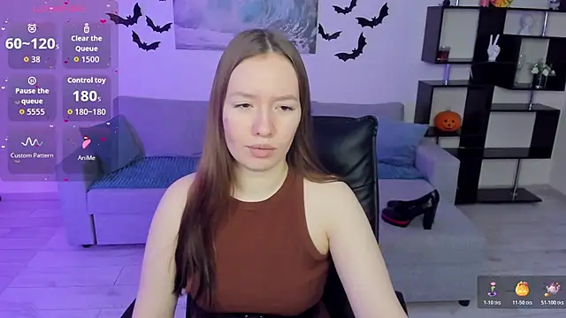 Snapshot of DaniCutie chatting on October 2025 05:30:01 AM DaniCutie online show from October 2025 05:30:01 AM