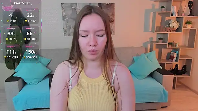 Snapshot of DaniCutie chatting on January 2026 11:24:02 AM DaniCutie online show from January 2026 11:24:02 AM