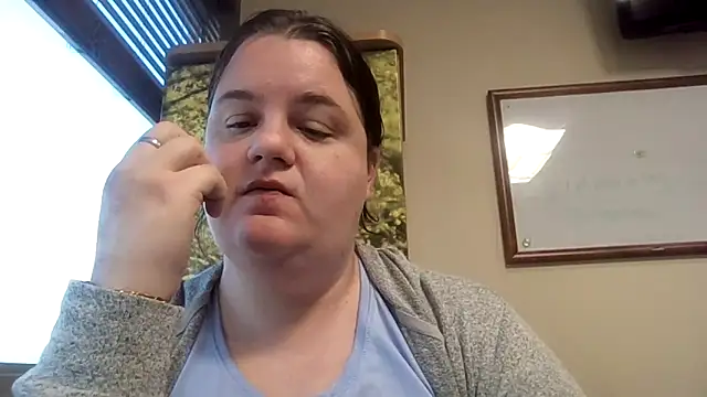 Snapshot of LittleBunny3 chatting on September 2025 12:16:02 PM LittleBunny3 online show from September 2025 12:16:02 PM