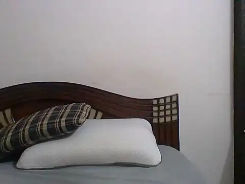 anu-anu2002 online show from February 2026 01:33:02 PM