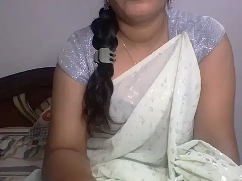 anu-anu2002 online show from June 2026 04:41:02 PM