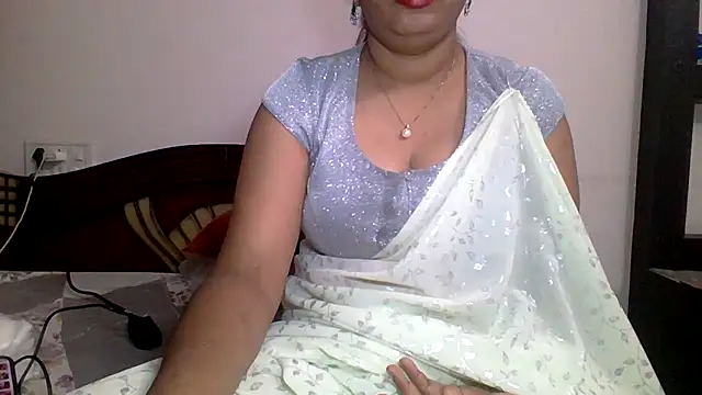 anu-anu2002 online show from May 2026 02:21:02 PM