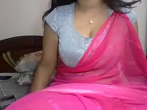 anu-anu2002 online show from February 2026 03:00:01 PM