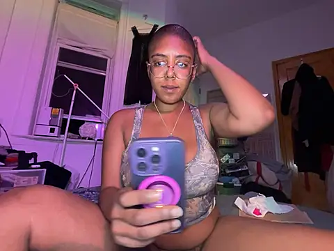 aliasyourfav online show from May 2026 04:54:01 AM