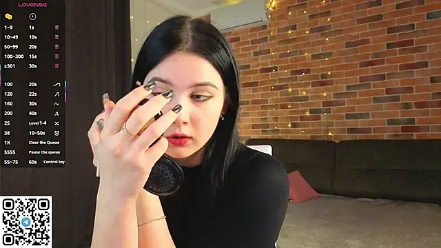 EnricaElis online show from December 2025 08:14:02 PM