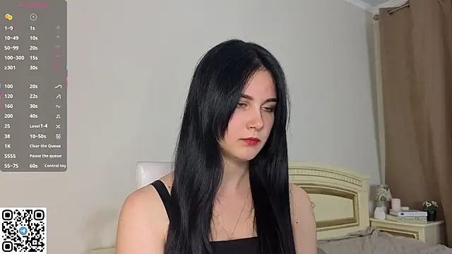 EnricaElis online show from October 2025 08:01:01 PM