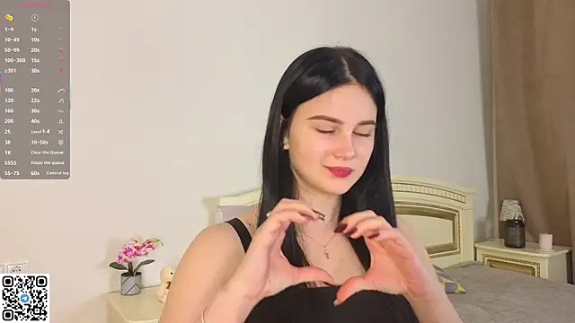 EnricaElis online show from November 2025 08:01:02 PM