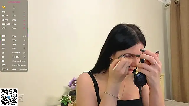 EnricaElis online show from November 2025 08:09:02 PM