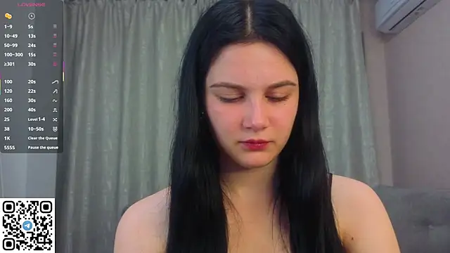 EnricaElis online show from May 2026 08:41:06 PM