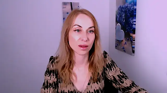 Snapshot of Create_your_own_sun chatting on September 2025 12:22:01 PM Create your own sun online show from September 2025 12:22:01 PM