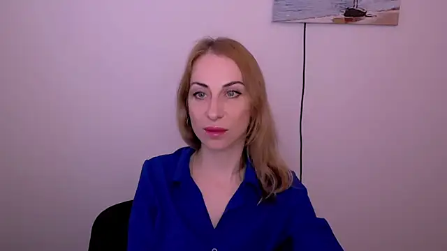 Snapshot of Create_your_own_sun chatting on November 2025 12:42:01 PM Create your own sun online show from November 2025 12:42:01 PM