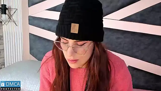 Jessi Walker online show from October 2025 03:05:02 AM