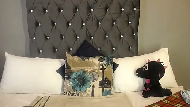 BIG BOOBSxXxX online show from March 2026 04:21:01 PM