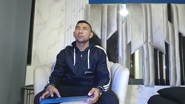 Snapshot of Morganandmegan chatting on September 2025 11:16:02 AM Morganandmegan online show from September 2025 11:16:02 AM