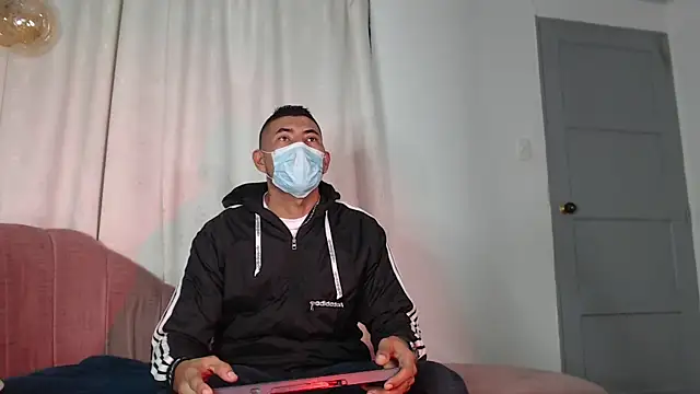 Snapshot of Morganandmegan chatting on September 2025 11:09:02 AM Morganandmegan online show from September 2025 11:09:02 AM