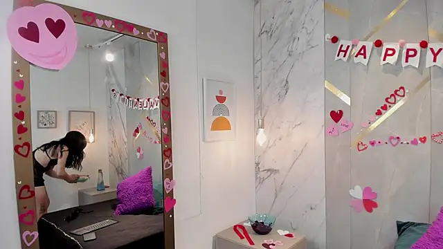 IsisNoir online show from February 2026 01:11:01 PM