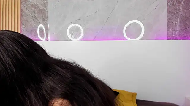 IsisNoir online show from September 2025 06:58:02 PM