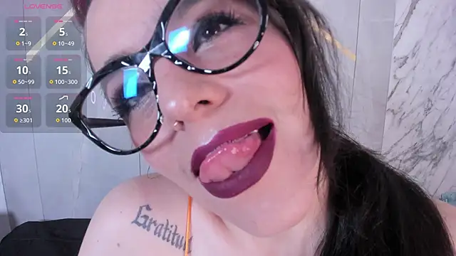 IsisNoir online show from January 2026 07:51:02 PM