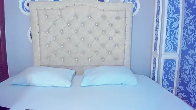 Snapshot of mishell_lovely chatting on December 2025 01:22:02 PM mishell lovely online show from December 2025 01:22:02 PM