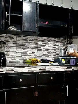 sofiaxxxxkl online show from October 2025 09:43:01 AM